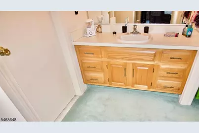 10 Quincy Ct, Bedminster Township, NJ 07921 - Photo 18