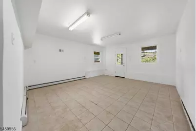 223 Pleasant Run Rd, Readington, NJ 08853 - Photo 18