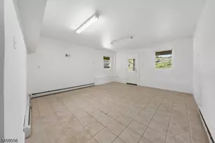 223 Pleasant Run Rd, Readington, NJ 08853 - Photo 18