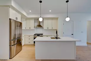 20 Encampment Ct 111, Montville Township, NJ 07082 - Photo 4