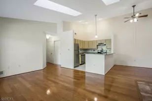 57 Caitlin Ct, Franklin Township, NJ 08823 - Photo 2