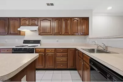 1802 S Branch Dr, Readington, NJ 08889 - Photo 16