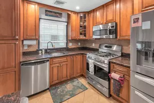 61 Luisser St, Clifton, NJ 07012 - Photo 8