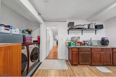313 Suttons Lane, Edison Twp., NJ 08817 - Photo 40