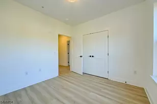 20 Encampment Ct 211, Montville Township, NJ 07082 - Photo 32