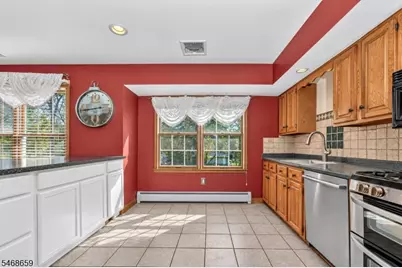 928 Liberty St, Belvidere, NJ 07823 - Photo 10
