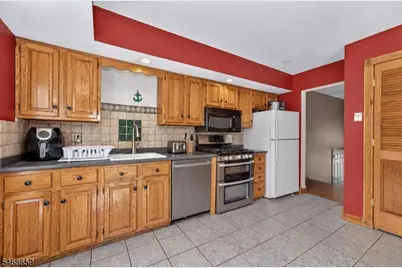 928 Liberty St, Belvidere, NJ 07823 - Photo 8