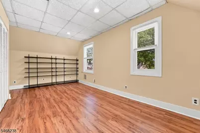 31 Walnut St, Bloomfield, NJ 07003 - Photo 16