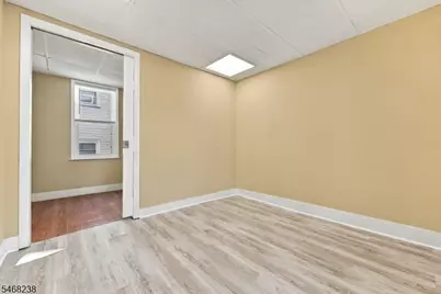 31 Walnut St, Bloomfield, NJ 07003 - Photo 18