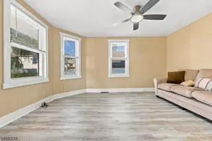 31 Walnut St, Bloomfield, NJ 07003 - Photo 4
