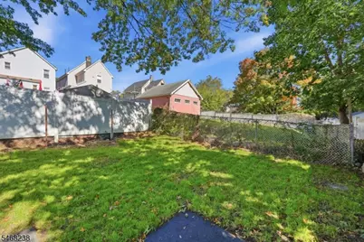 31 Walnut St, Bloomfield, NJ 07003 - Photo 36