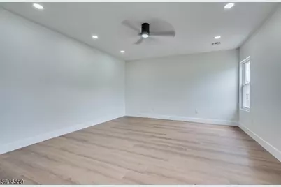 18 Regent St, North Plainfield, NJ 07060 - Photo 12