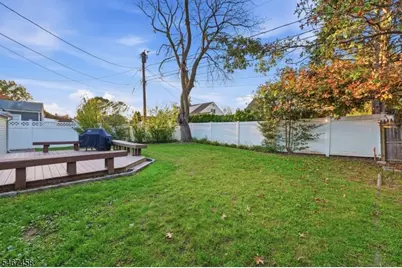 1841 Quaker Way, Union Township, NJ 07083 - Photo 4