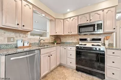 1841 Quaker Way, Union Township, NJ 07083 - Photo 12