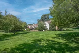 19-1 Heritage Ct, Bernardsville, NJ 07924 - Photo 42