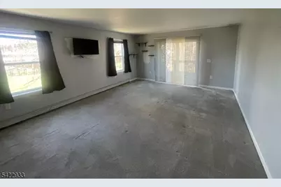 42 Riverlawn Dr, Wayne, NJ 07470 - Photo 8