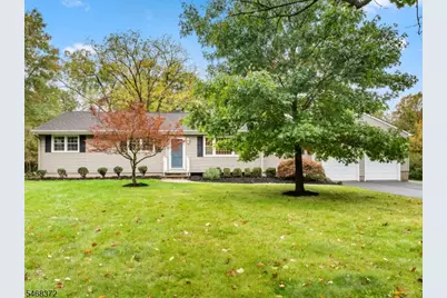 9 Fieldhedge Dr, Hillsborough Township, NJ 08844 - Photo 2