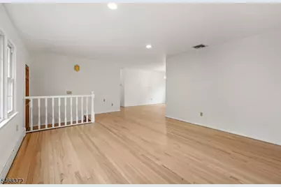 9 Fieldhedge Dr, Hillsborough Township, NJ 08844 - Photo 6