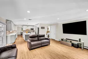 6 Cooper Ave, Roseland, NJ 07068 - Photo 12
