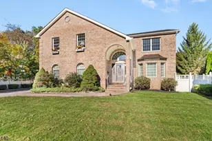 6 Cooper Ave, Roseland, NJ 07068 - Photo 2
