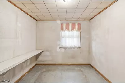 729 E Curtis St, Linden, NJ 07036 - Photo 18