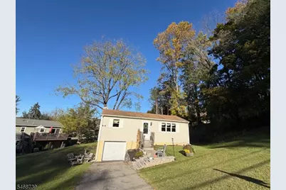 39 Scenic Dr, Green Township, NJ 07821 - Photo 4