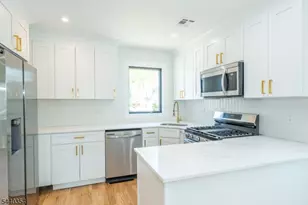 363 Park St, Hackensack, NJ 07601 - Photo 22