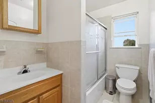 401-403 S 19th St, Newark, NJ 07103 - Photo 24