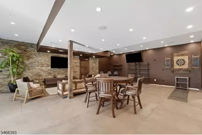 87 Jackson Ave, Wayne, NJ 07470 - Photo 32