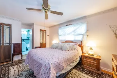 103 Sandra Dr, Totowa, NJ 07512 - Photo 28