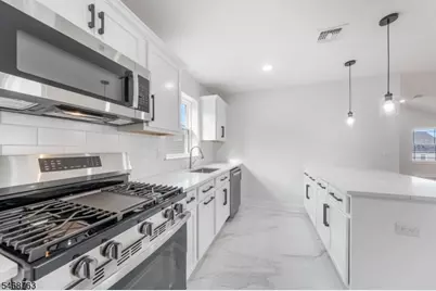1021-1023 Cross Ave, Elizabeth, NJ 07208 - Photo 6