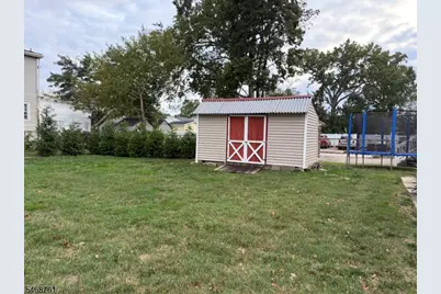 301 Penfield Pl, Dunellen, NJ 08812 - Photo 1