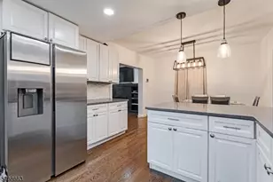 90 Woodland Rd, Bloomfield, NJ 07003 - Photo 6
