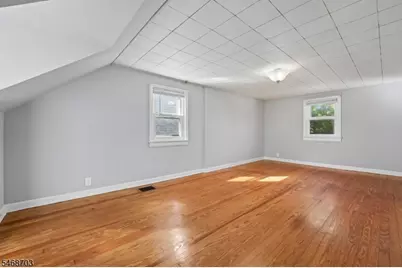47 Freeman Pl, Nutley, NJ 07110 - Photo 24