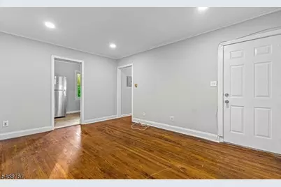 6 Armstrong St, Apt 1, South Bound Brook Boro, NJ 08880 - Photo 4