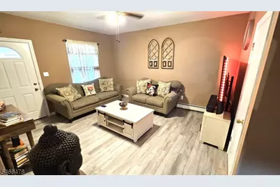 647 E 28th St, Paterson, NJ 07504 - Photo 6