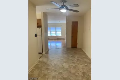 180 High St #4, Nutley, NJ 07110 - Photo 4