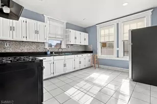 12 Bock Ave, Newark, NJ 07112 - Photo 6