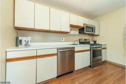 50-53 W Lindsley Road #53, Cedar Grove Twp., NJ 07009 - Photo 6