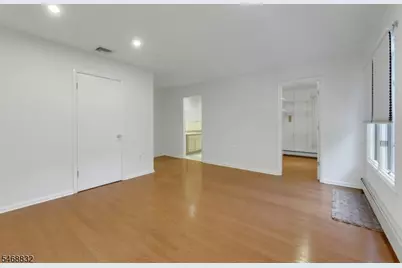 32 Clinton Ln, Wayne, NJ 07470 - Photo 20