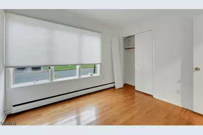 32 Clinton Ln, Wayne, NJ 07470 - Photo 22