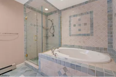 32 Clinton Ln, Wayne, NJ 07470 - Photo 12