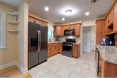 66 De Hart St, Lincoln Park, NJ 07035 - Photo 8