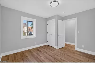 37 Washington St, Montclair, NJ 07042 - Photo 12