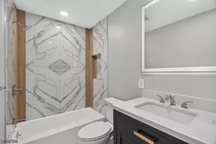 37 Washington St, Montclair, NJ 07042 - Photo 22