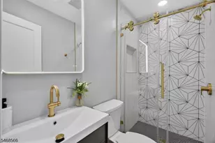 37 Washington St, Montclair, NJ 07042 - Photo 20