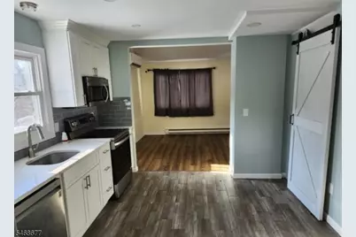 18 Mountainside Dr, Vernon, NJ 07461 - Photo 2