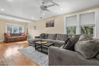 137 Ravine Ave, West Caldwell, NJ 07006 - Photo 8