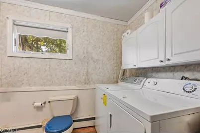 41 Wanaque Ave, Wanaque, NJ 07420 - Photo 10