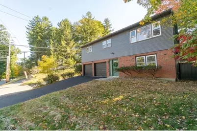 102 Brooklyn Mountain Rd, Hopatcong, NJ 07843 - Photo 2